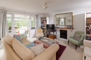 Sitting Room- click for photo gallery